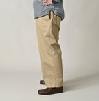 Double Thread Chino Charlotte Baggy Male Model