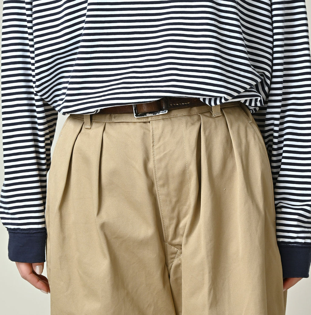 Double Thread Chino Charlotte Baggy Detail