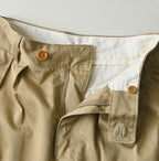 Double Thread Chino Charlotte Baggy Detail