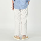 Okome Chino 908 Pants Female Model