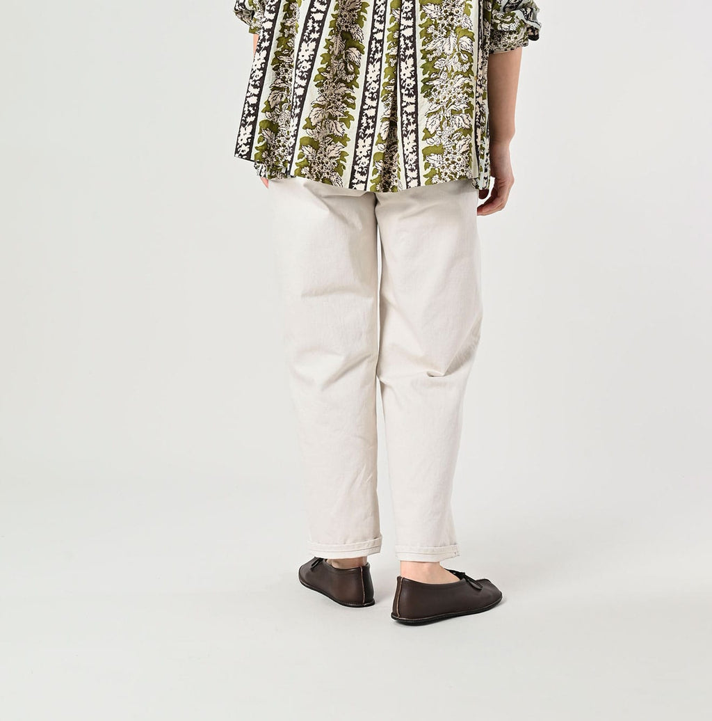 Rye Mugi Denim Charlotte 5 White Female Model