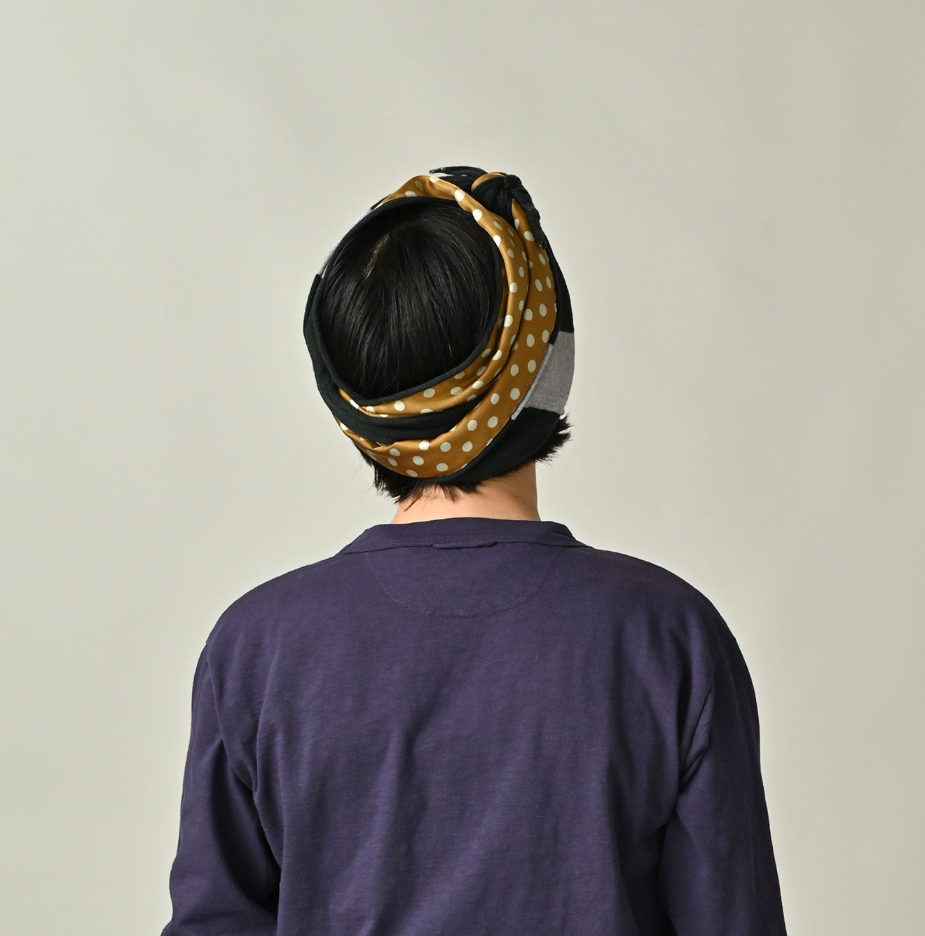 Super Gauze x Silk Tie Female Model