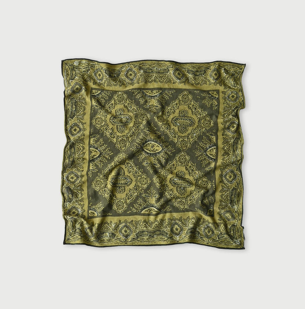 Tenjiku Sherpa Sarasa Trio Bandana