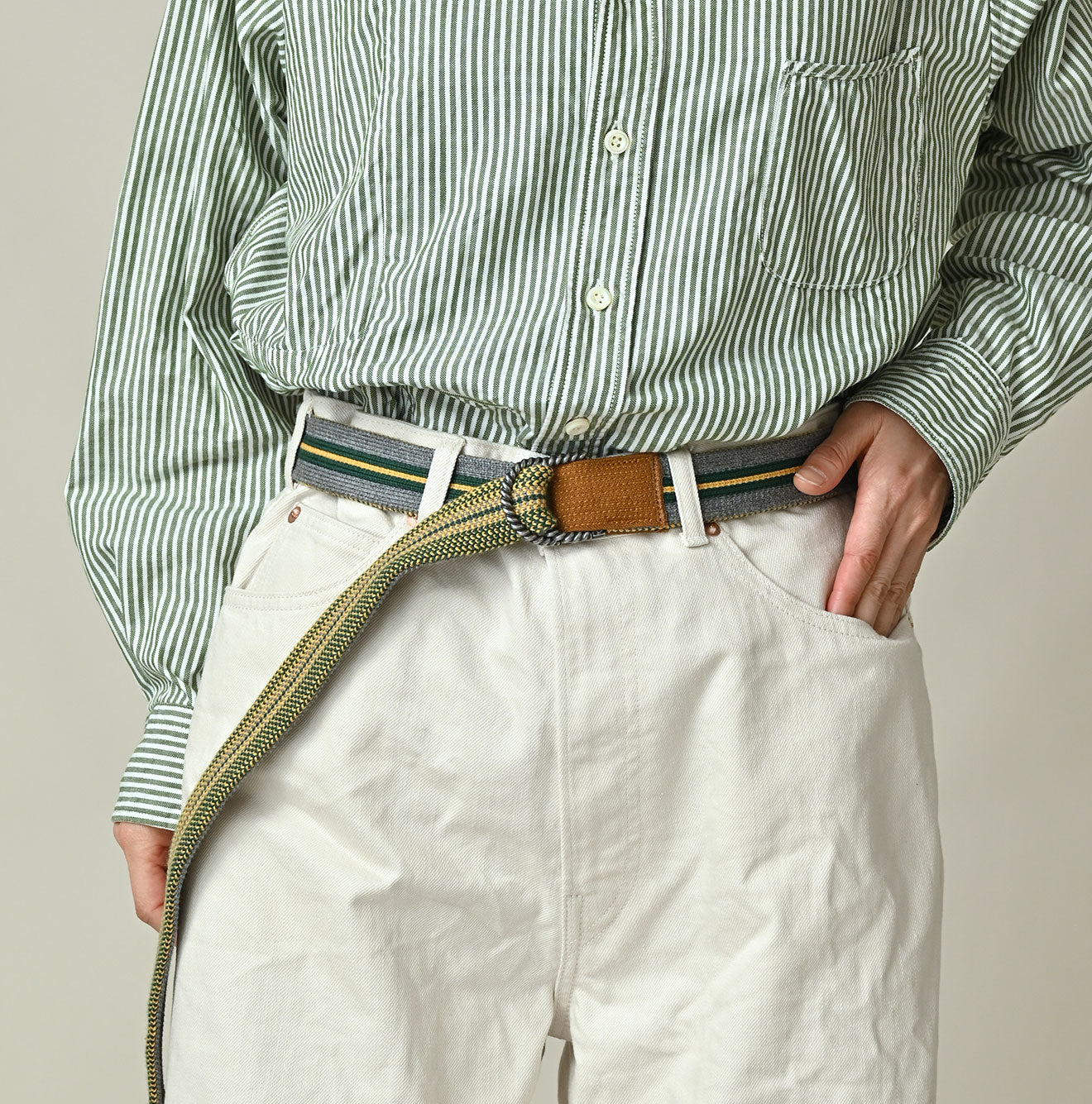 Regiment Knit Belt Linen Female Model