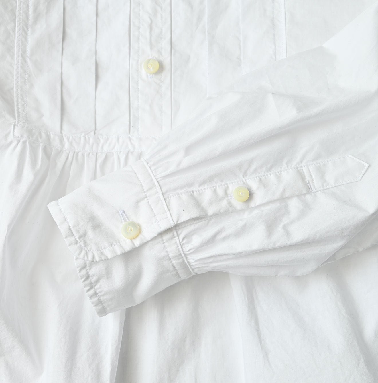 Supima Batiste Tuck Stand Collar Shirt Detail