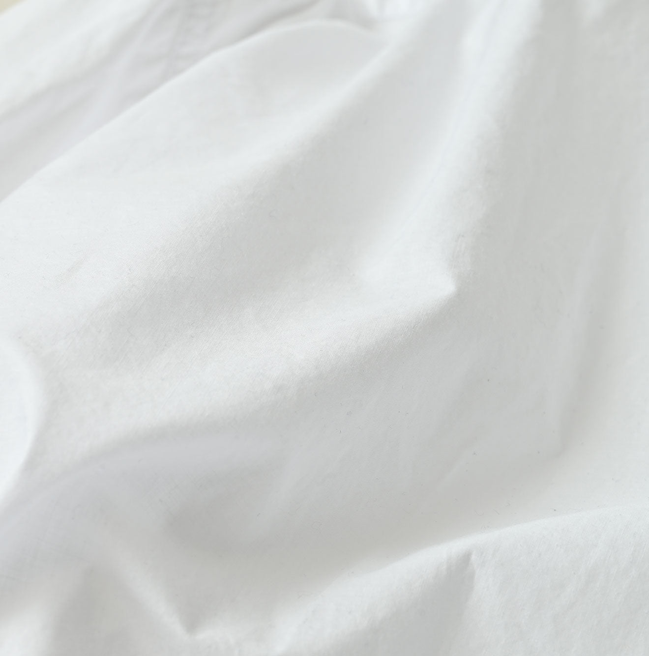 Supima Batiste Tuck Stand Collar Shirt Detail