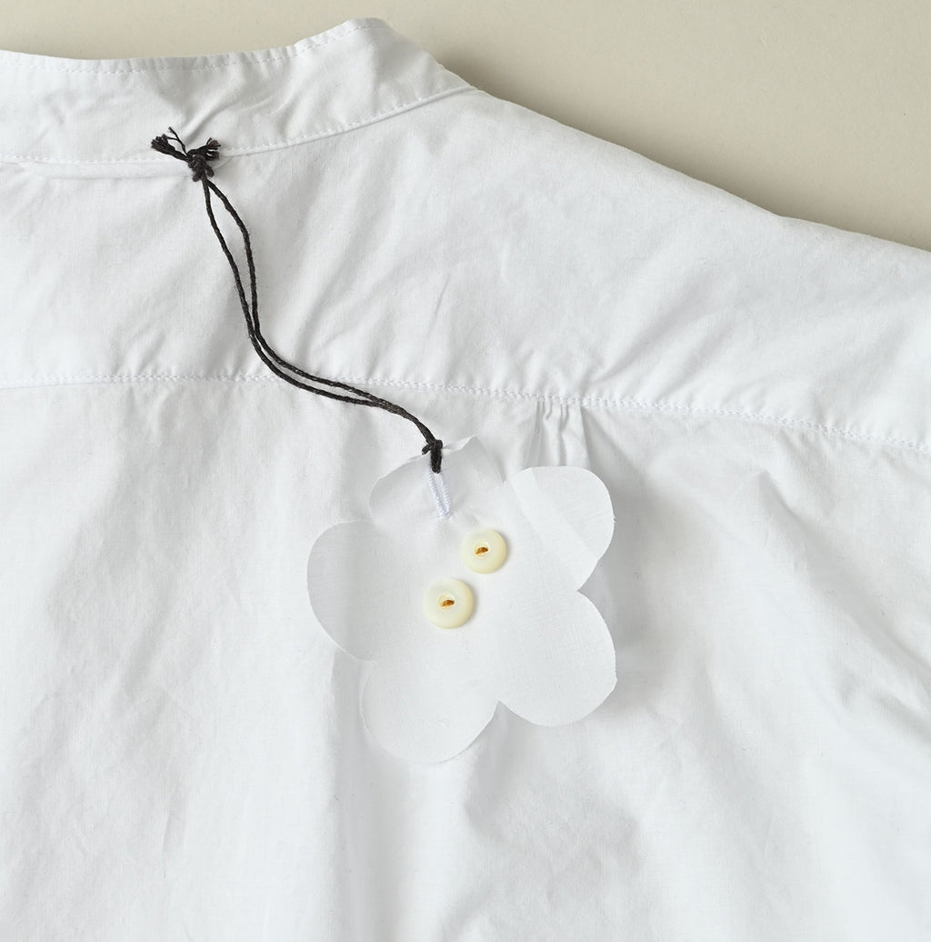 Supima Batiste Tuck Stand Collar Shirt Detail