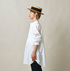 Supima Batiste Tuck Stand Collar Shirt Female Model