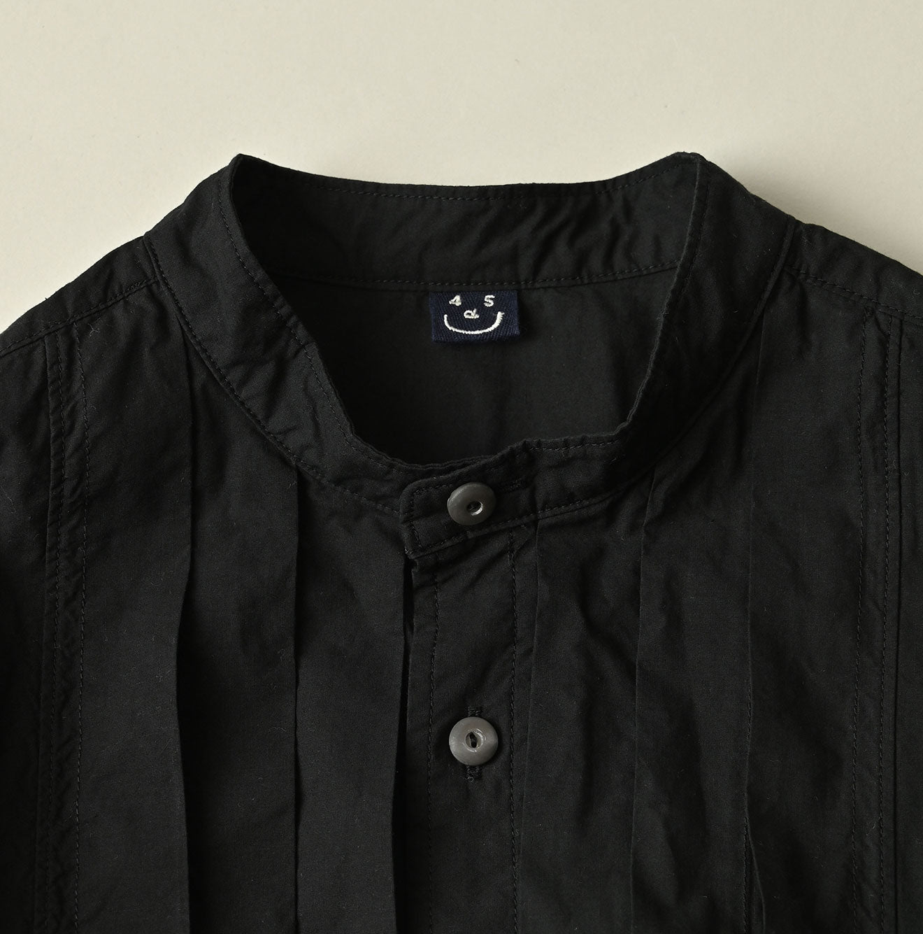 Supima Batiste Tuck Stand Collar Shirt Detail