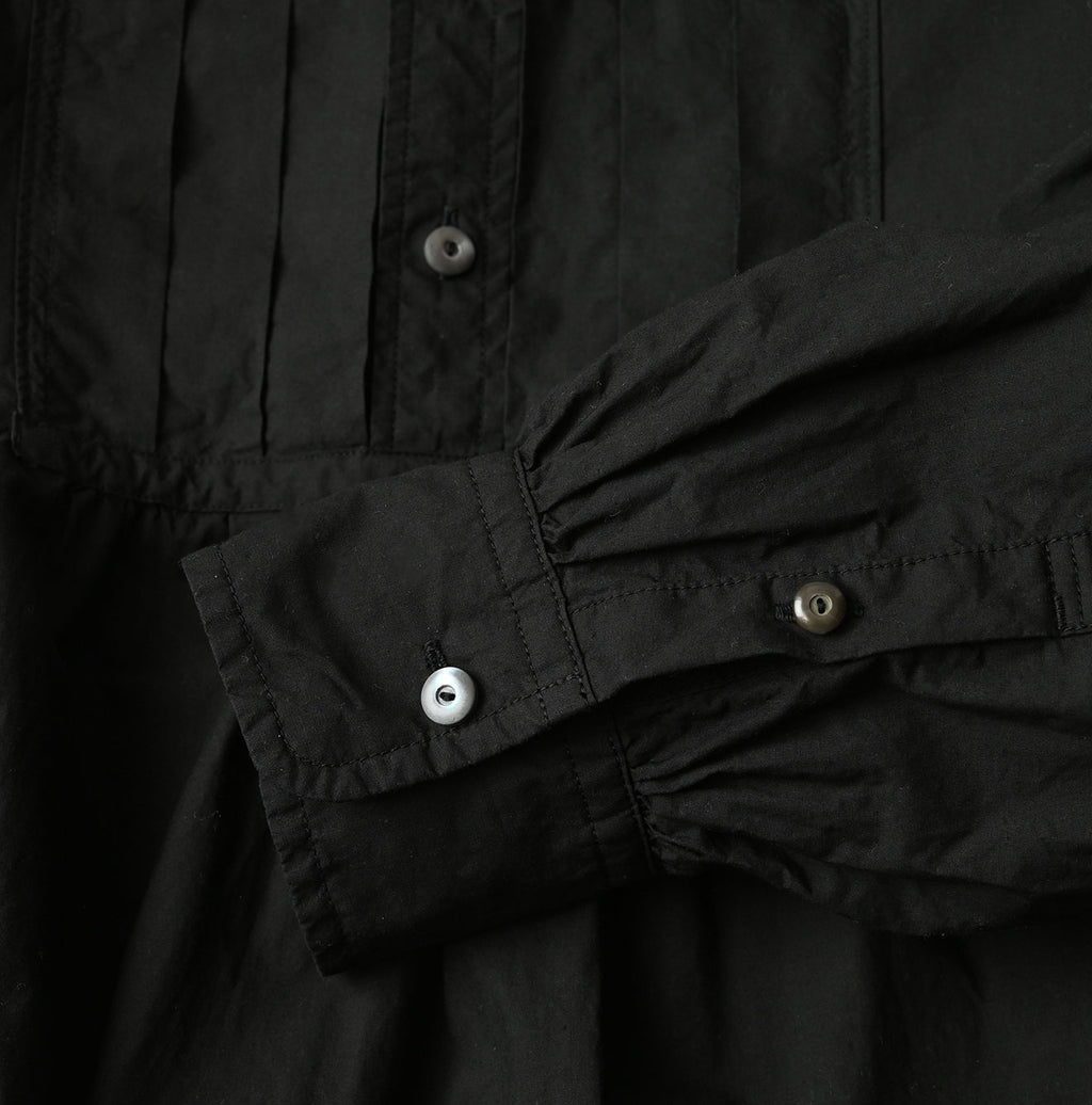 Supima Batiste Tuck Stand Collar Shirt Detail