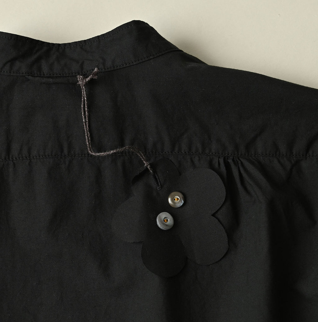 Supima Batiste Tuck Stand Collar Shirt Detail