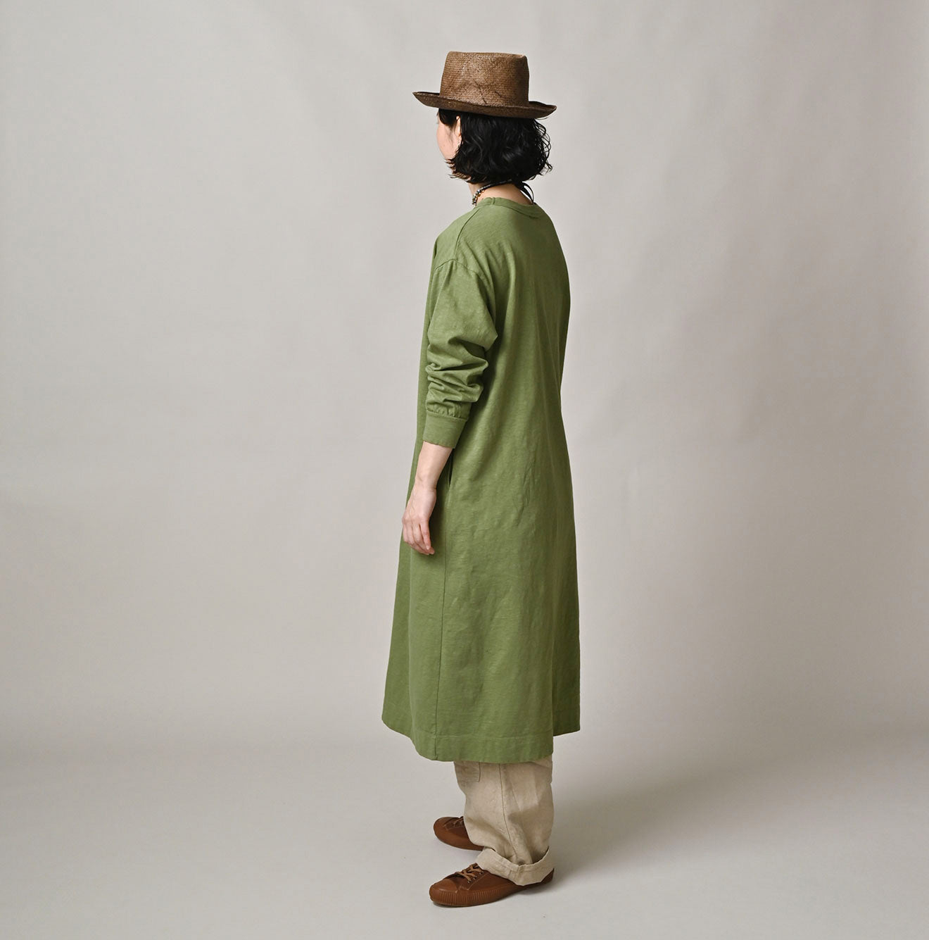 Tenjiku 45 Star Long Sleeve Dress Female Model