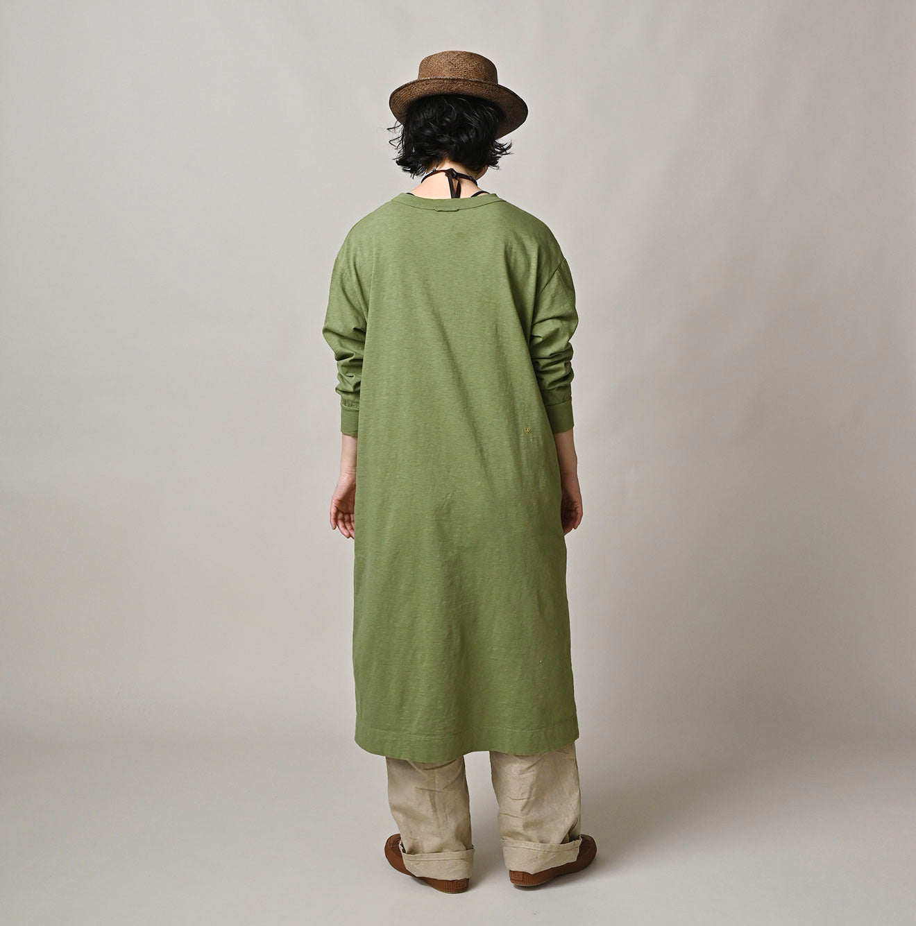 Tenjiku 45 Star Long Sleeve Dress Female Model