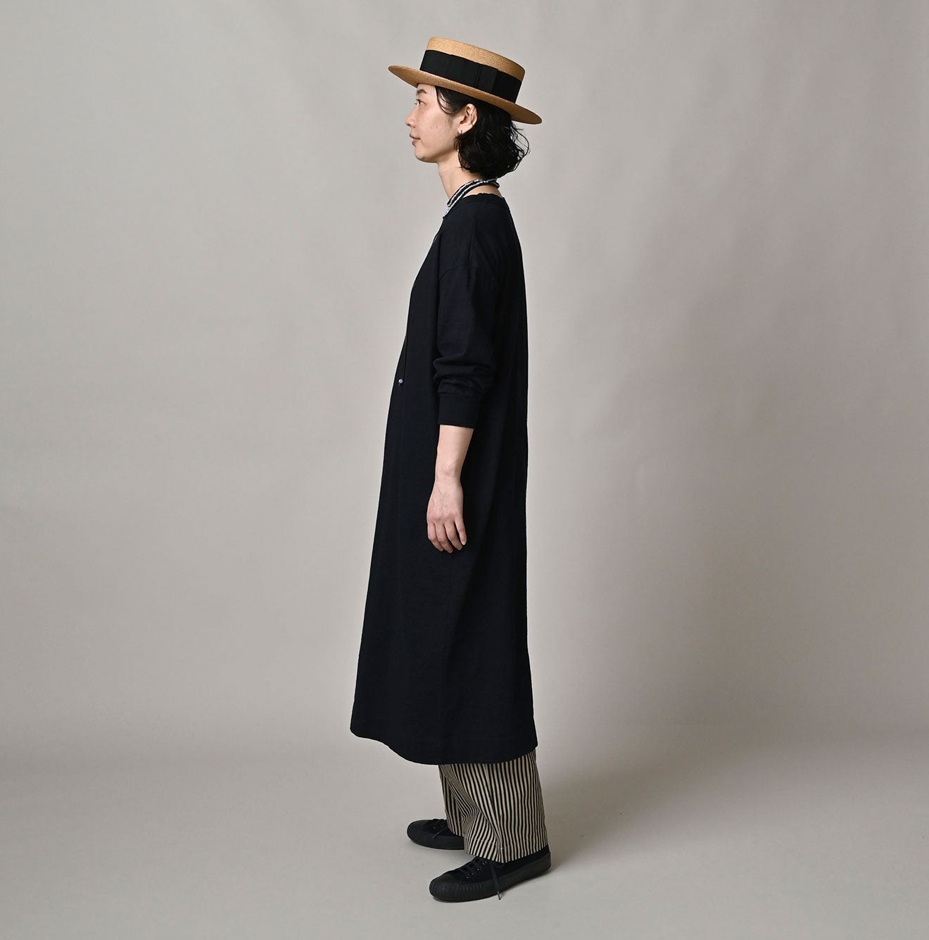 Indigo Tenjiku 45 Star Long Sleeve Dress Female Model