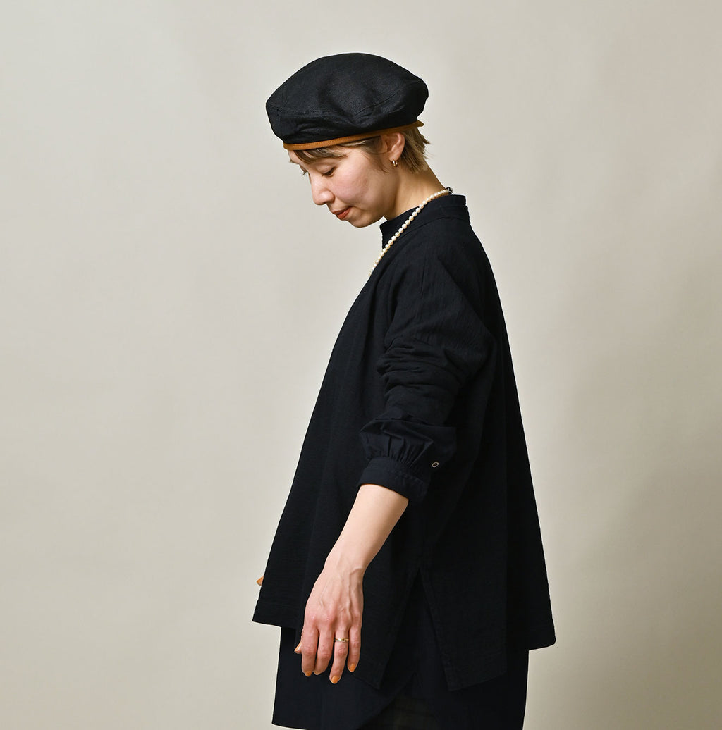 Indigo Tenjiku Big Slit T-shirt Female Model