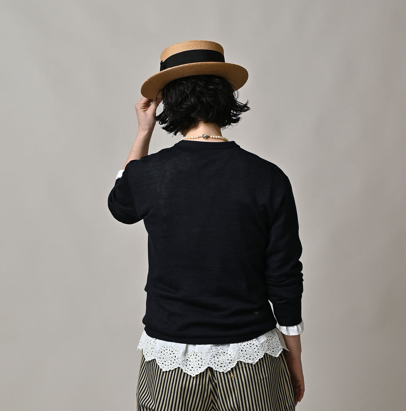 Indigo Whole Super Gauze 908 Crew Female Model