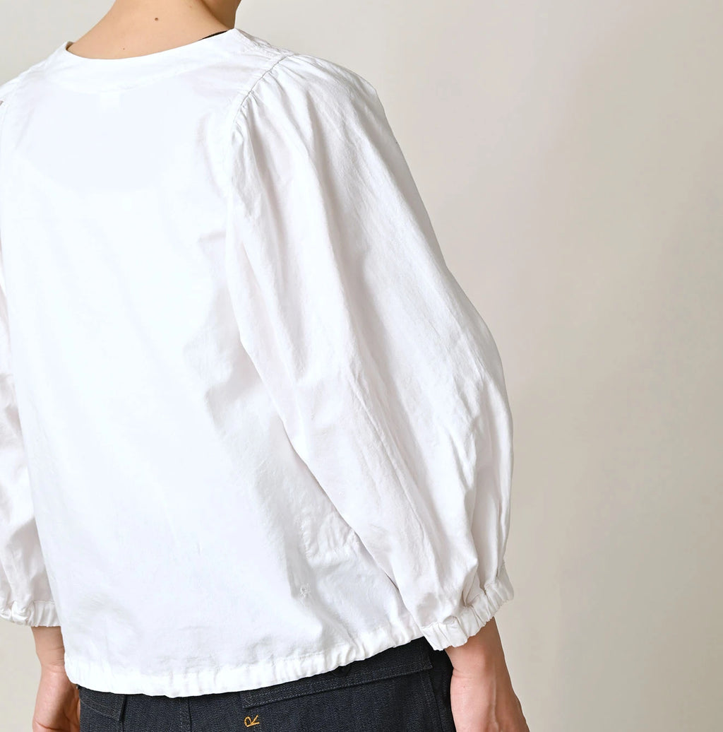504 OX Puff Blouse Detail