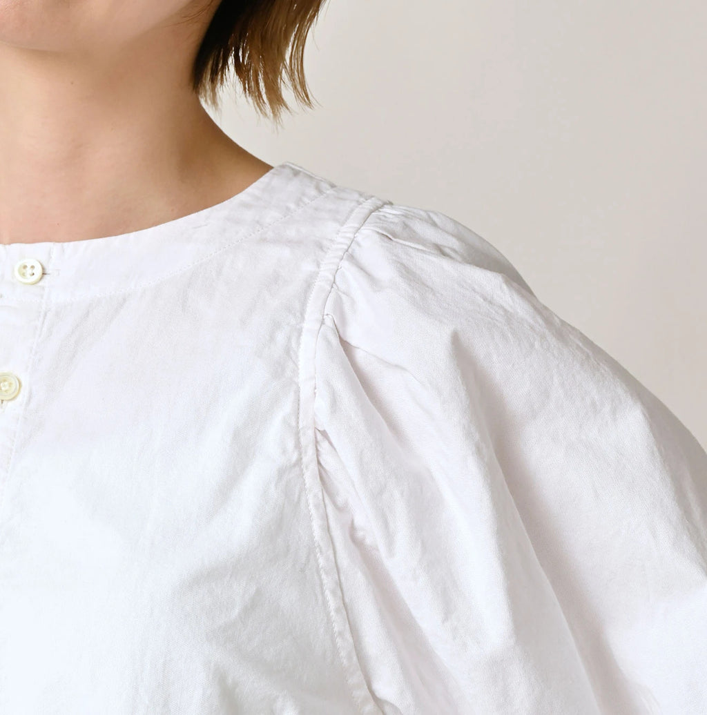 504 OX Puff Blouse Detail
