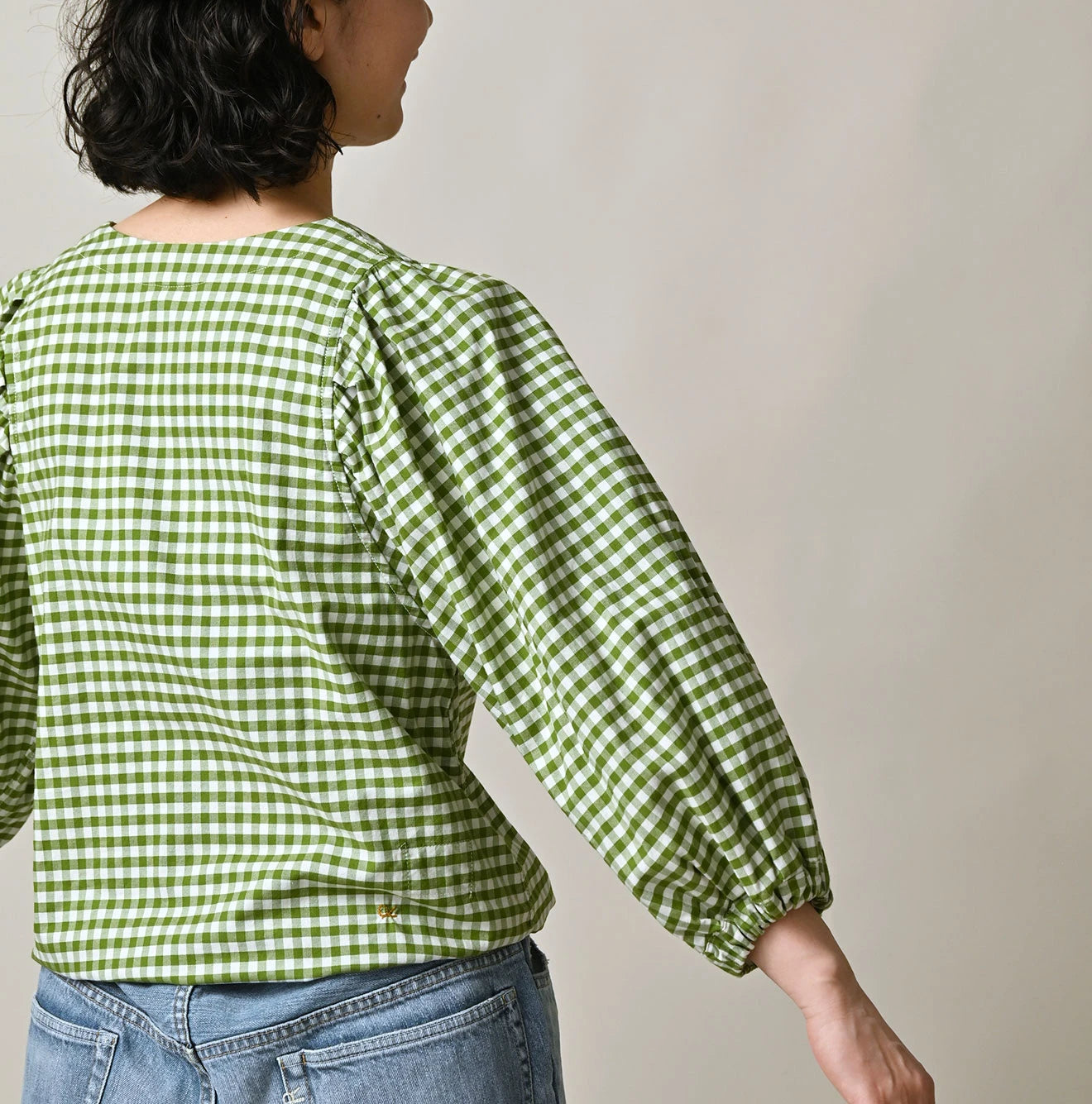 504 OX Puff Blouse Pink Gingham Detail