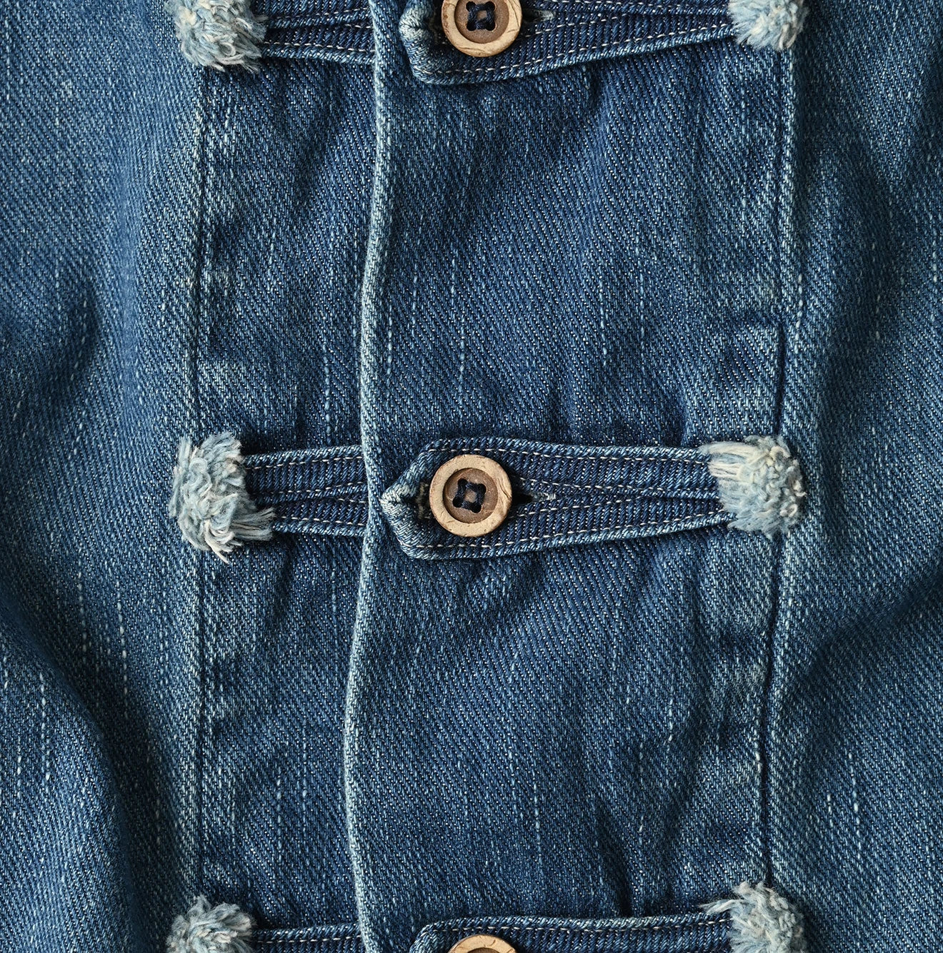 45 Petit Denim 908 8-knot Shirt Distressed Detail