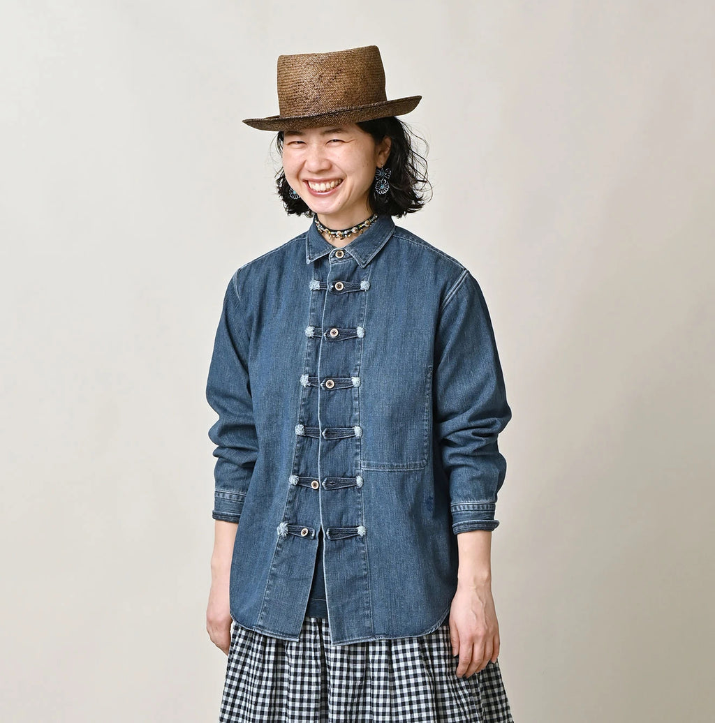 45 Petit Denim 908 8-knot Shirt Distressed Female Model