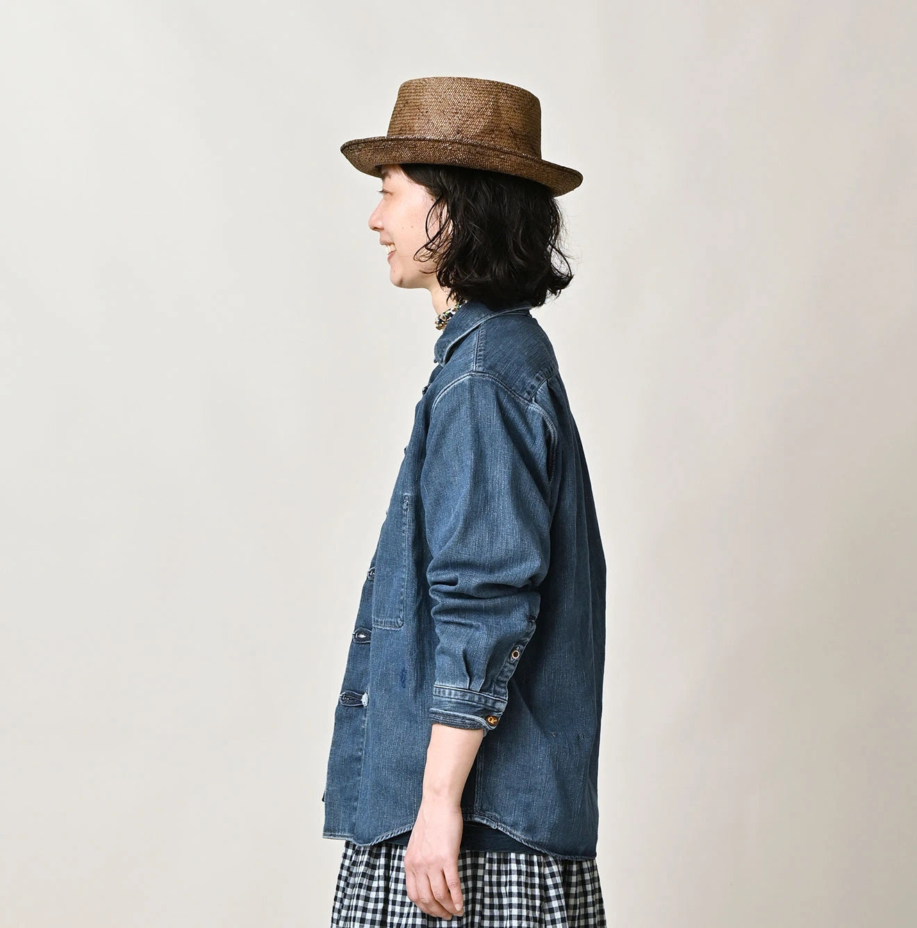 45 Petit Denim 908 8-knot Shirt Distressed Female Model