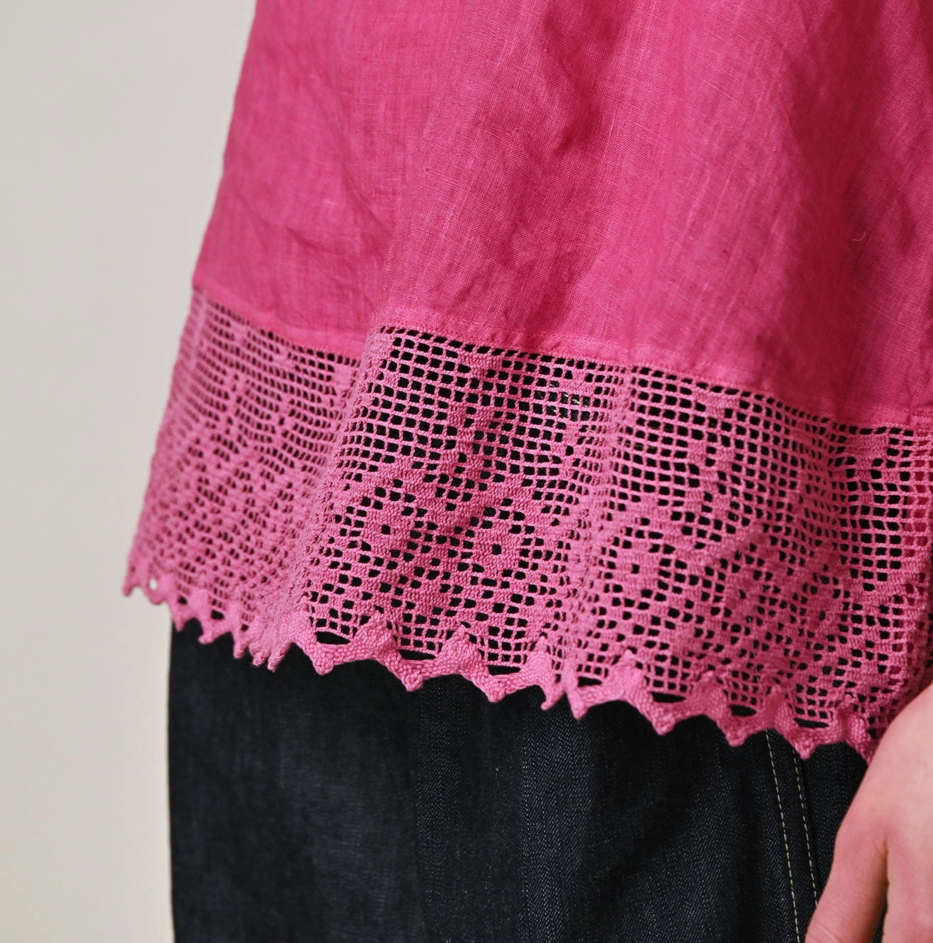 45 Plant Dyed Indian Linen x Lace Flare Camisole Detail