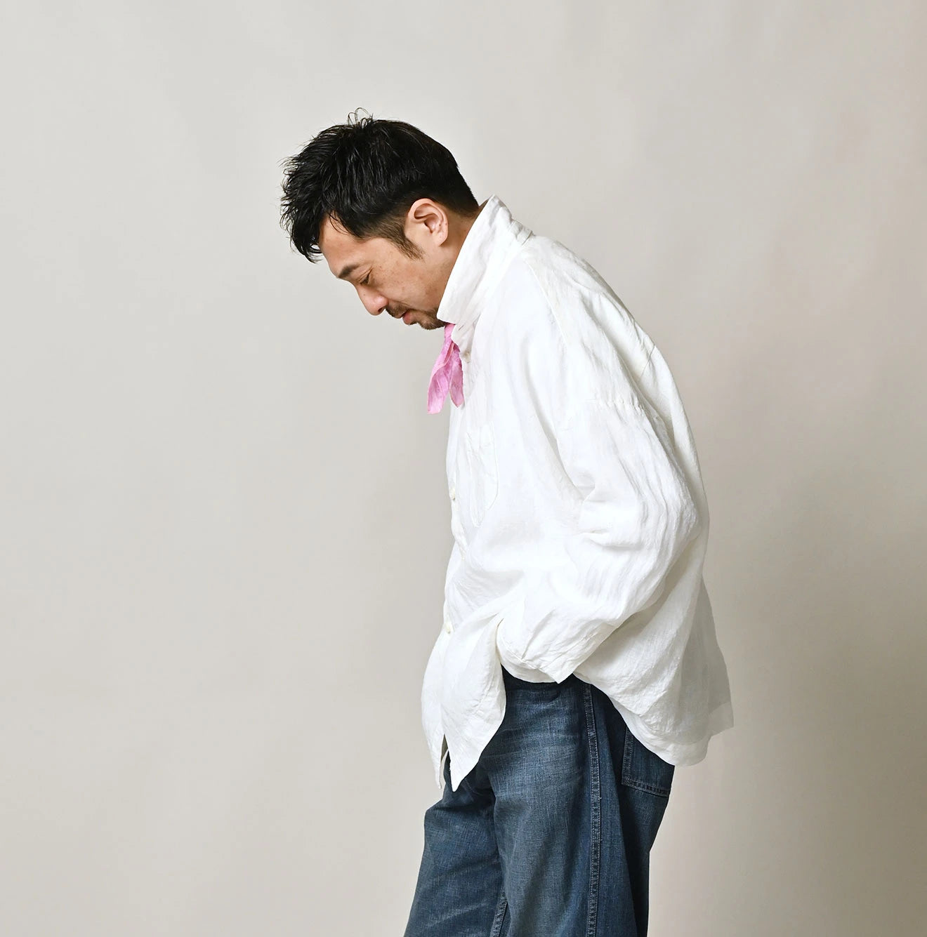 Indian Linen 908 Uma Shirt Male Model