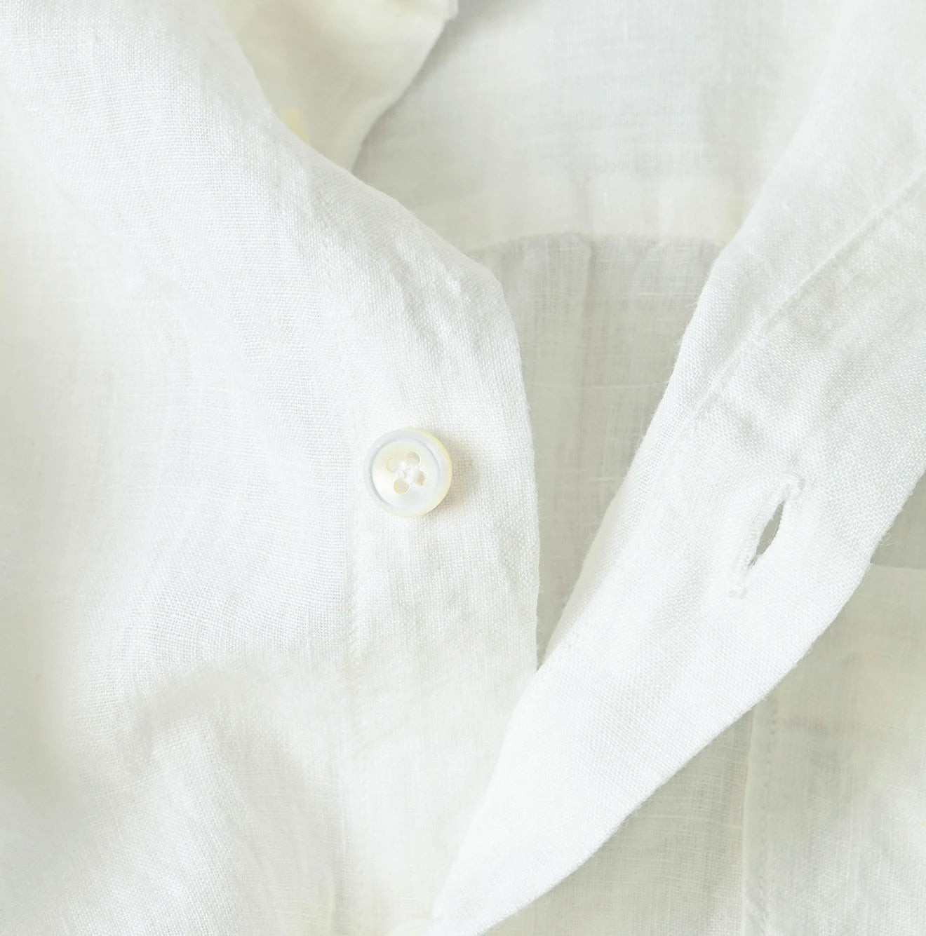 Indian Linen 908 Uma Shirt Detail