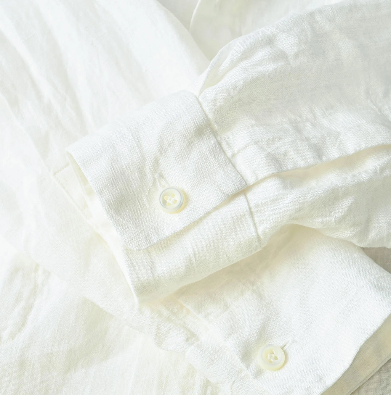 Indian Linen 908 Uma Shirt Detail