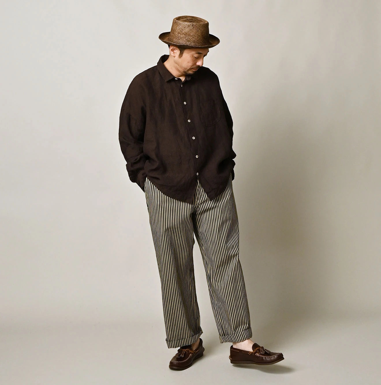 45 Plant Dyed Indian Linen 908 Uma Shirt Male Model