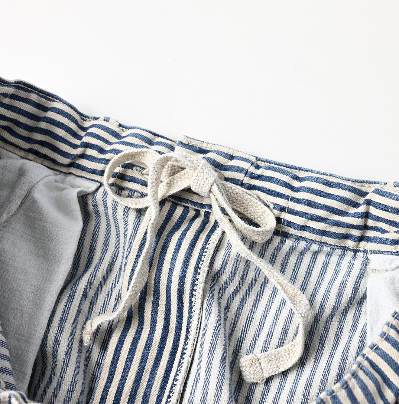 Mon-petit Denim Painter Skirt Detail