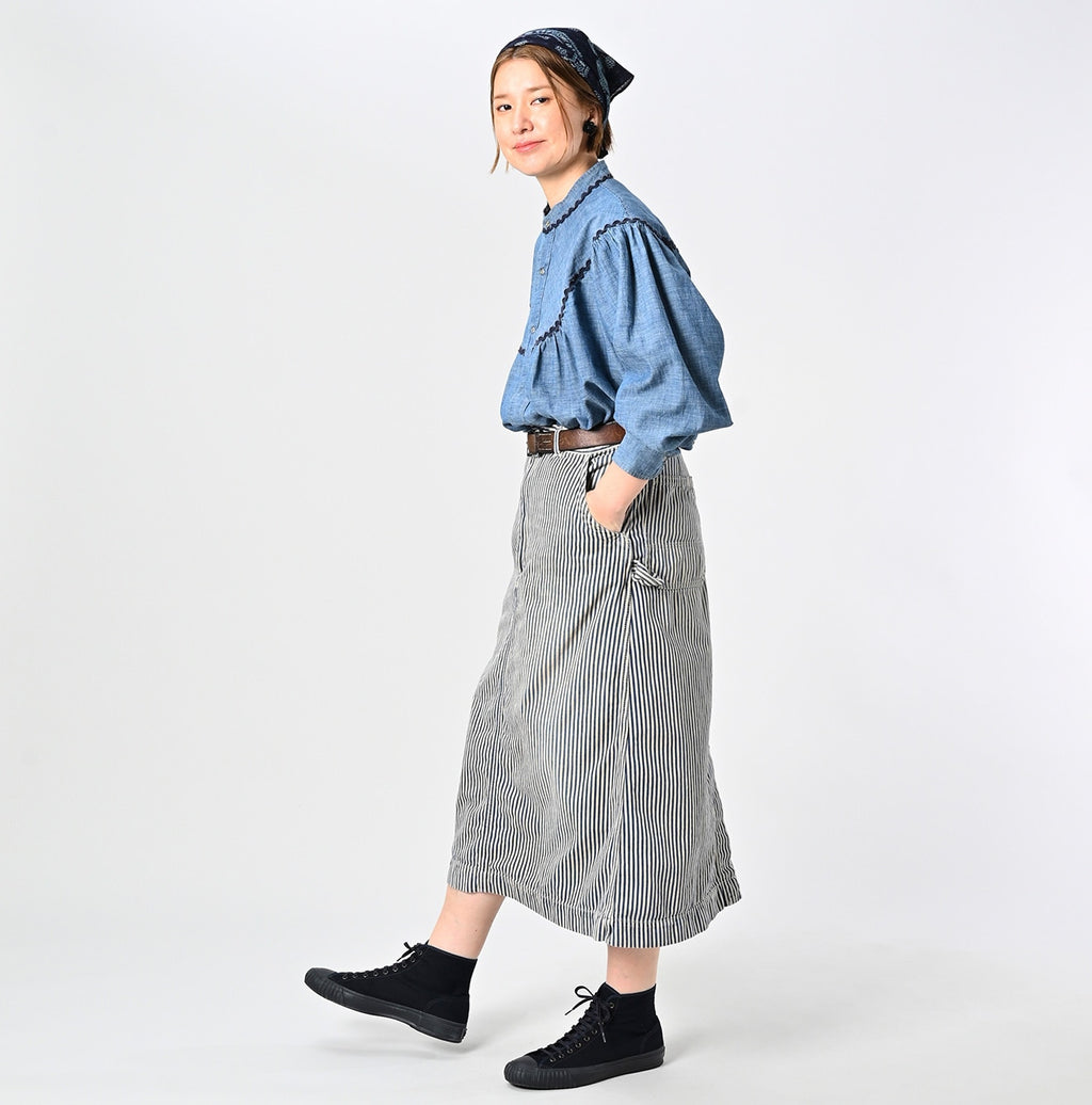Mon-petit Denim Painter Skirt Female Model