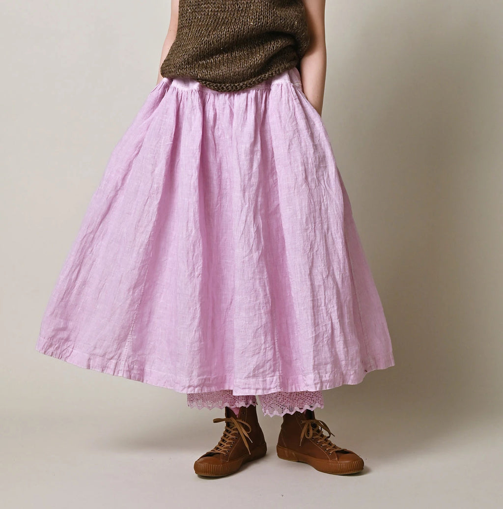 45 Plant Dyed Indian Linen Easy Gather Kushukushu Skirt Female Model