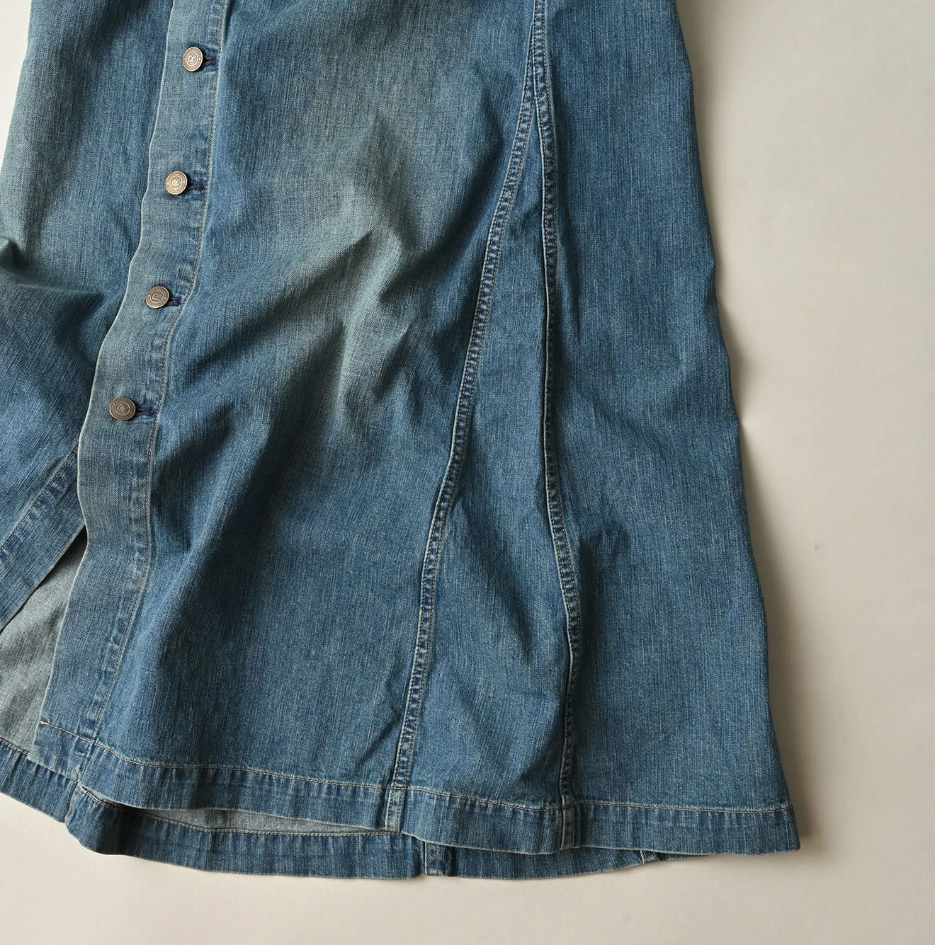 Mugihiko Denim Bell Skirt Tan Detail