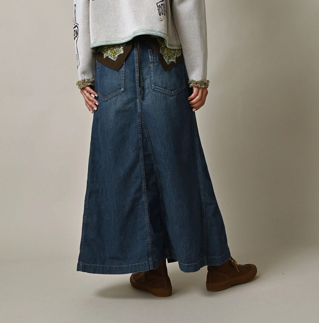 Mugihiko Denim Bell Skirt Zyu Female Model