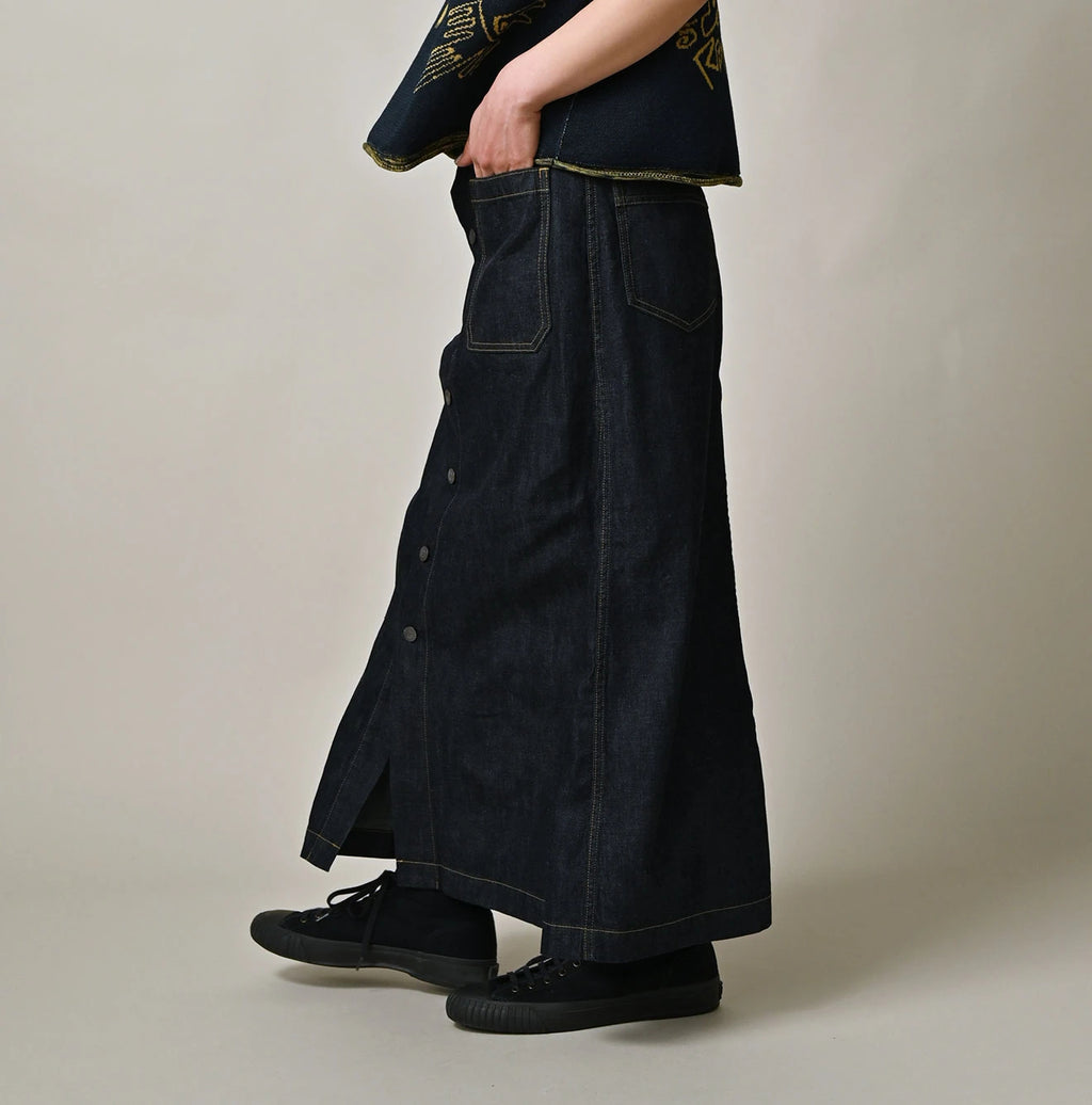 Mugihiko Denim Bell Skirt Nou Female Model