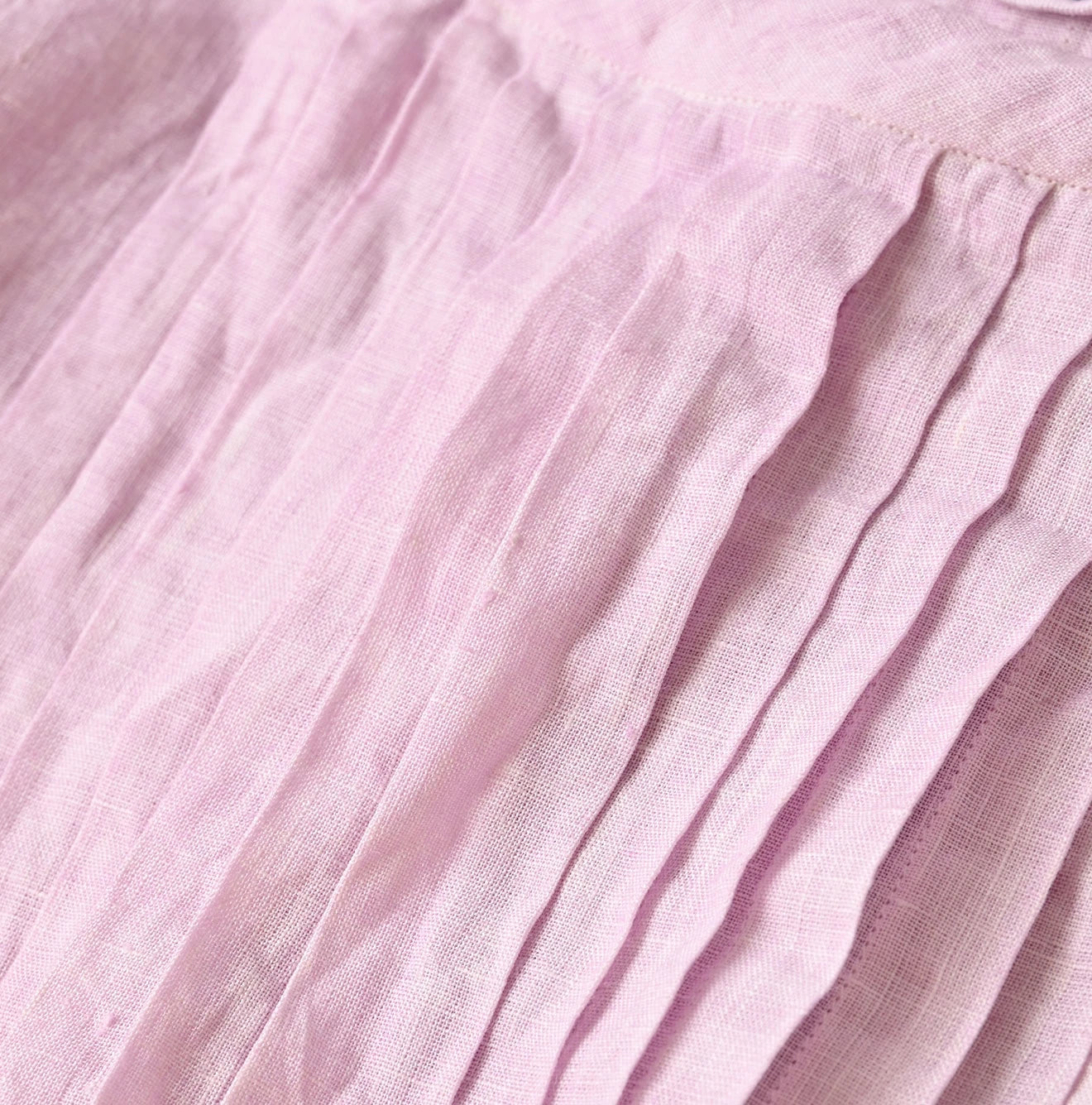 45 Plant Dyed Indian Linen Tuck Dress Detail