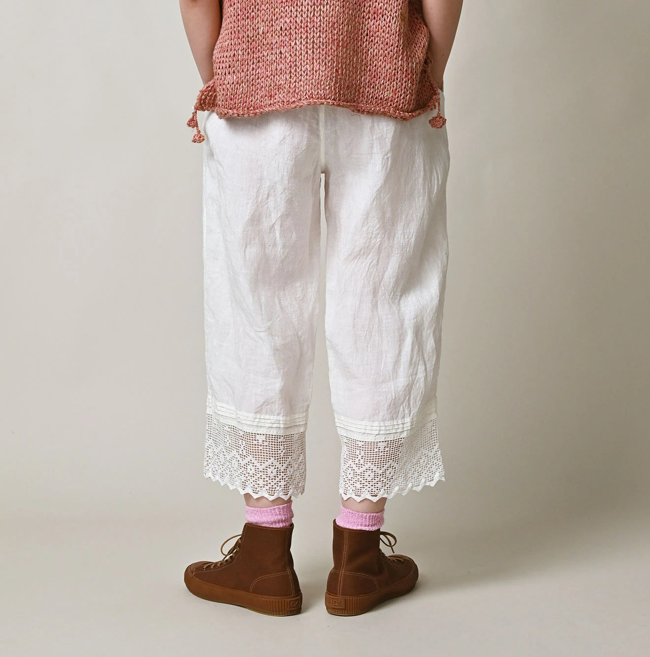 Indian Linen Petit Pants Female Model