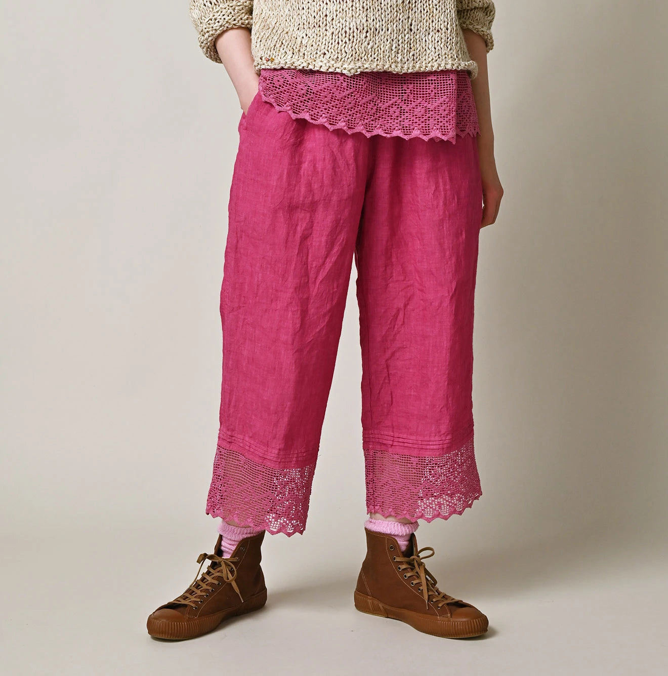 45 Plant Dyed Indian Linen Petit Pants Female Model