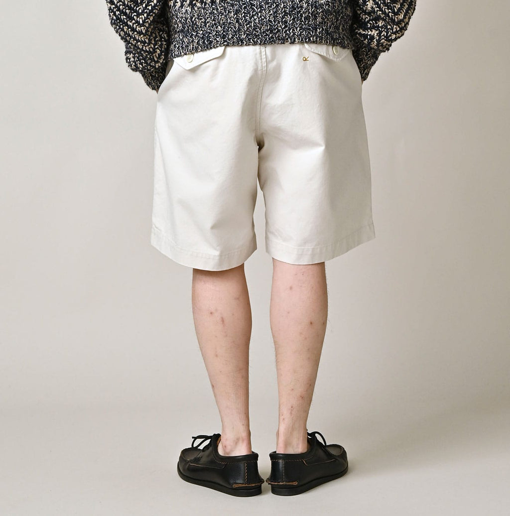 High Density Duck 908 Peg Short Pants Male Model
