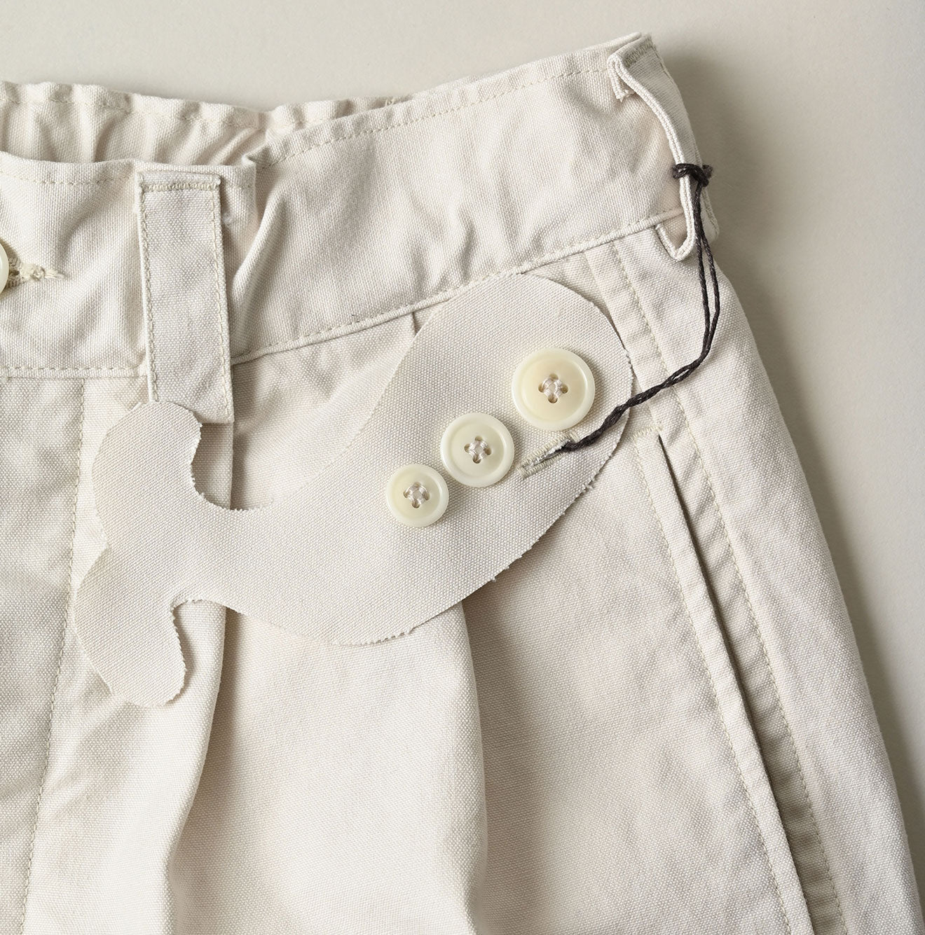 High Density Duck 908 Peg Short Pants Detail