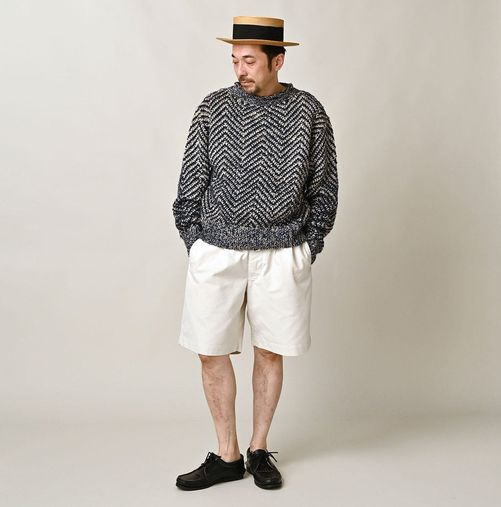 High Density Duck 908 Peg Short Pants Male Model