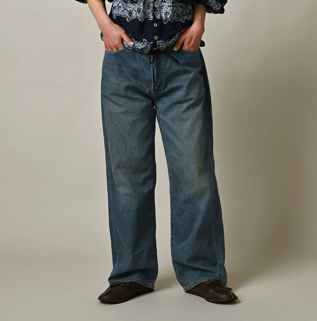 Mugihiko Denim Charlotte 5 Tan Female Model