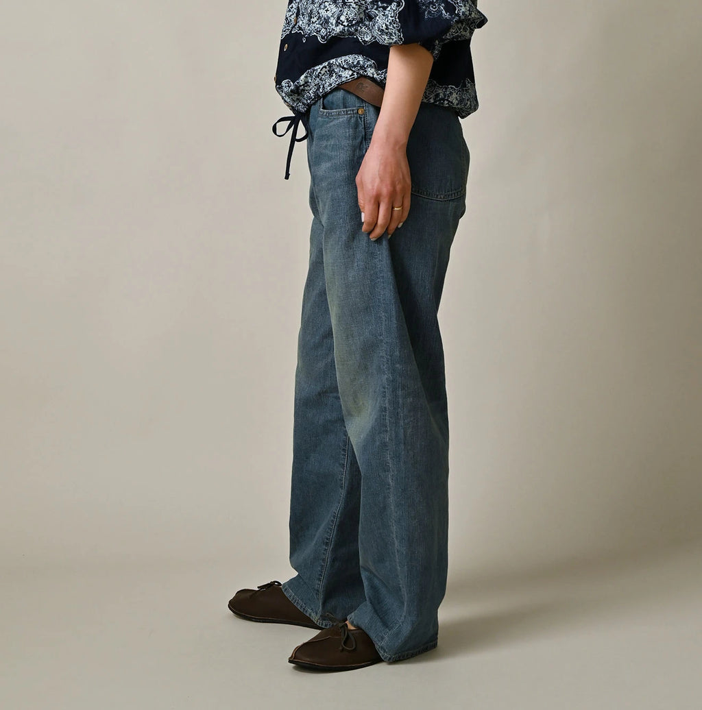 Mugihiko Denim Charlotte 5 Tan Female Model