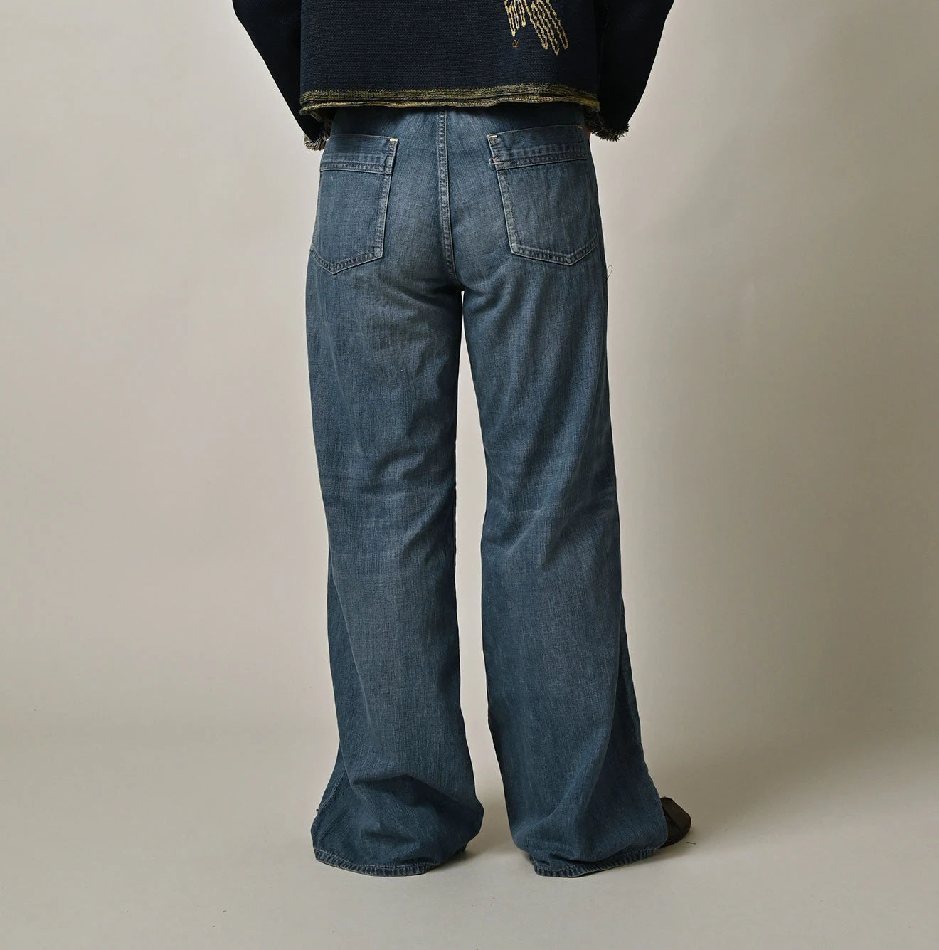 Mugihiko Denim Hippie Bachihime Tan Female Model