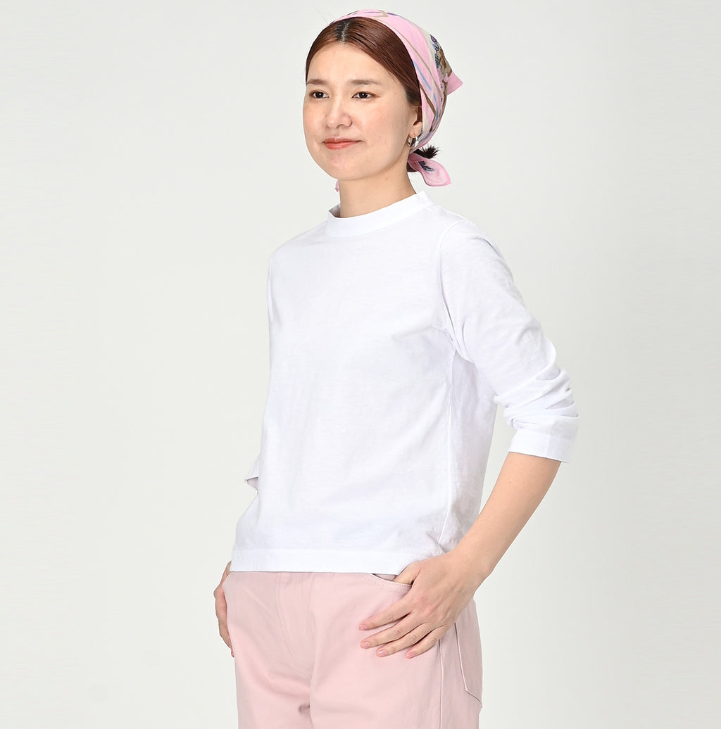 Tenjiku Square T-shirt Female Model