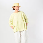 Plant Dyed Tenjiku Big Slit T-shirt Female Model