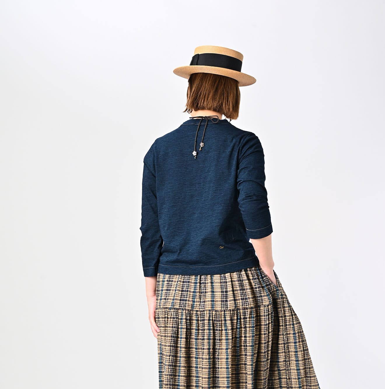 Indigo Tenjiku Square T-shirt Nou Female Model