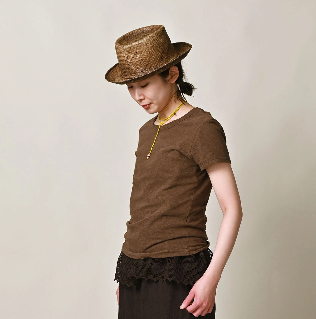Top Thin Tenjiku Petit T-shirt Female Model